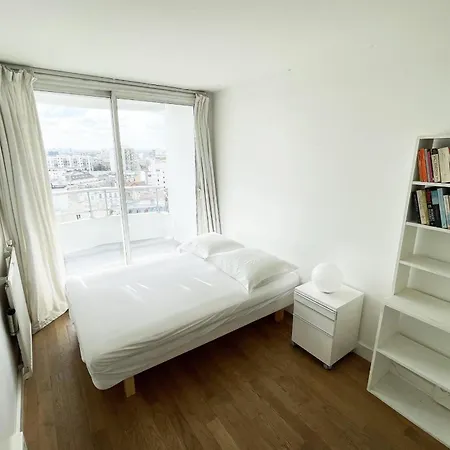 Modern With Balcony * Paris